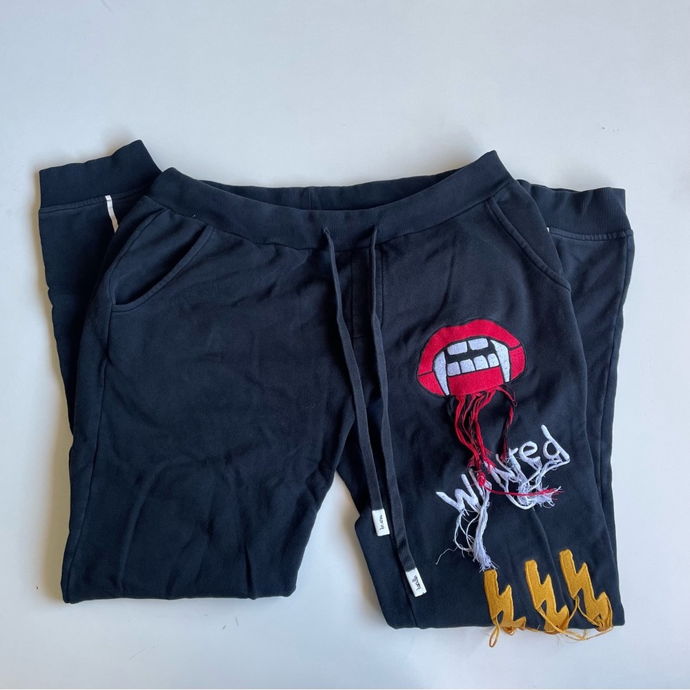 HACULLA WANTED TRACK JOGGERS Size: XL